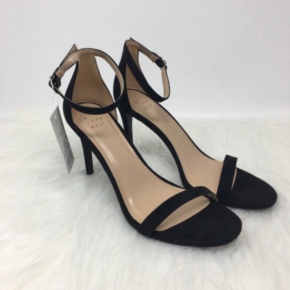 A New Day Gillie Microsuede Stiletto Heeled Pumps - Picture 5 of 7